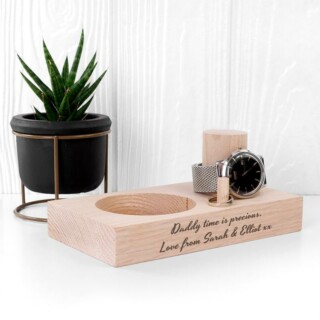 personalised fathers day watch stand per3373 hnd 1