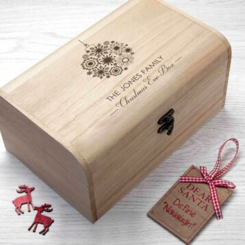 personalised family christmas eve chest with decorative bauble design per2396 sml