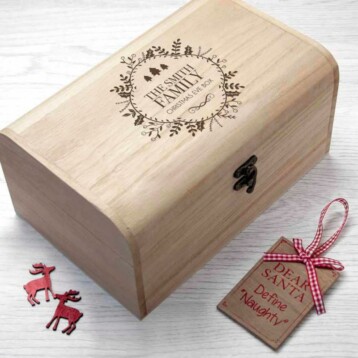 personalised traditional family christmas eve chest per2395 sml