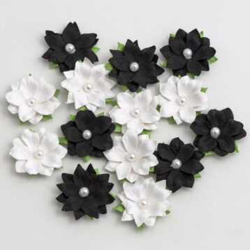 Papieren Bloemen met Parel - Zwart/ Wit 14 stuks