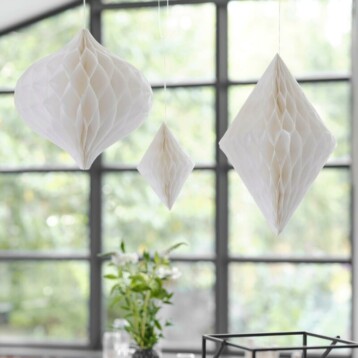 White Honeycomb Bruiloft Decoratie