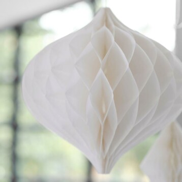 White Honeycomb Bruiloft Decoratie.3
