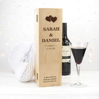 Gepersonaliseerde Champagnekist Hearts - Uniek Bruiloftscadeau met Hartjes