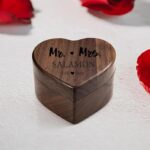 Mr & Mrs Houten Ringdoosje - Gegraveerd met Namen