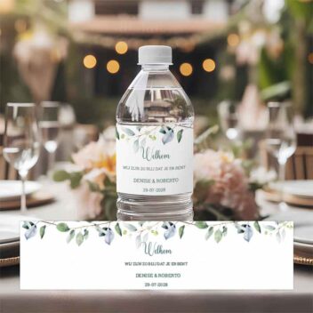 Botanisch waterfles etiket met groene eucalyptus bladeren en welkomsttekst voor bruiloft