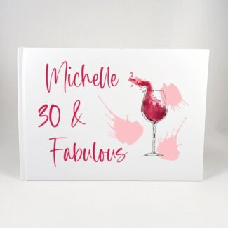 Luxe wit gastenboek Fabulous gepersonaliseerd met naam en leeftijd voor verjaardag