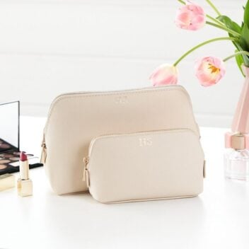 make up tas oester goud