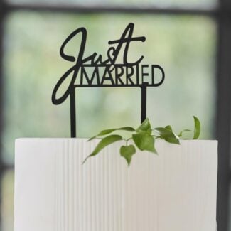 Zwart Acryl Just Married Taarttopper