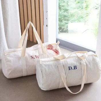 Gepersonaliseerde katoenen strand- en gymtas met initialen in blauw of roze