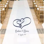 Witte ceremonie loper met zwarte namen en navy blauwe harten