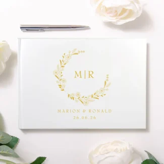 Gastenboek bruiloft Monogram Wreath krans initialen namen wit hardcover