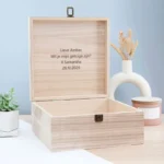 Binnenkant deksel bridesmaid box met persoonlijke boodschap