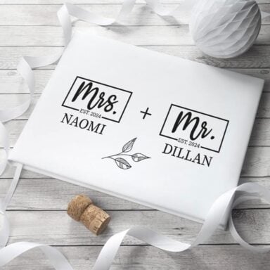 Gegraveerd Leren Gastenboek Mr & Mrs