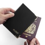Luxe Lederen Paspoorthoes Gepersonaliseerd - Afbeelding 4
