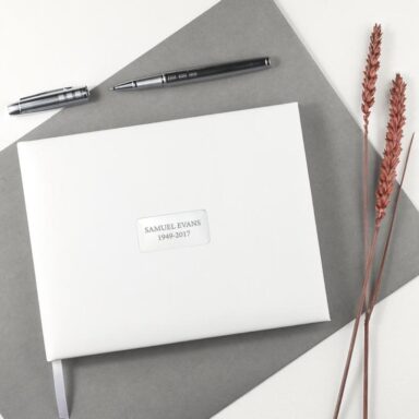 Gepersonaliseerd Wit Leren Herdenkingsboek