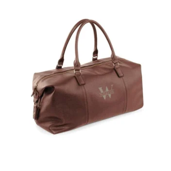 Gepersonaliseerde monogram vegan leren weekender tas met stijlvolle handvatten