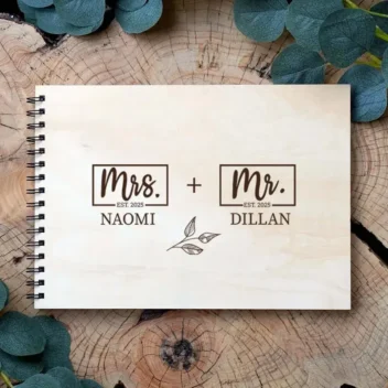 Houten gastenboek met Mr & Mrs