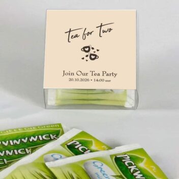 Beige thee bedankje met vintage theekopjes design en transparant doosje