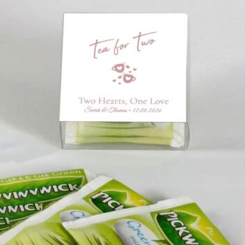 Roze thee bedankje met romantisch theekopjes design en transparant doosje