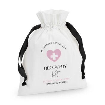 Gepersonaliseerde In Sickness & In Health Recovery Kit Zakjes in blush als bruiloft bedankje