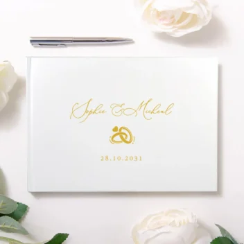 Gastenboek bruiloft wit met gouden ringen design gepersonaliseerd