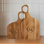 Romantische acacia houten snijplank set met liefdeshart en initialen H en M