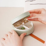 Chique Mini Sieradentasje Sage - Fluweel Interieur