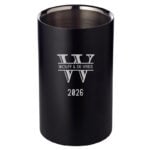 Krachtige zwarte wine chiller met een groot, iconisch 'Bold Statement' monogram