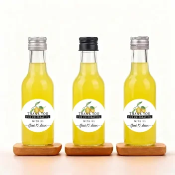 Limoncello bedankje bruiloft Thank You for Celebrating met citroen illustratie en namen