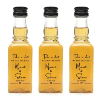 Gepersonaliseerde 50ml shotflesjes met 3D reliëf bedrukking - We Tied the Knot design