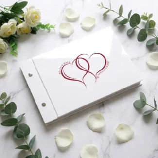Gasten boek bruiloft wit acryl met dubbel hartendesign namen en datum