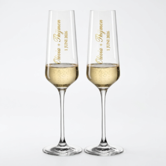 Celeste champagneglazen in goud met verticale namen in script en datum in serif op kristalglas, set van 2 voor bruidspaar