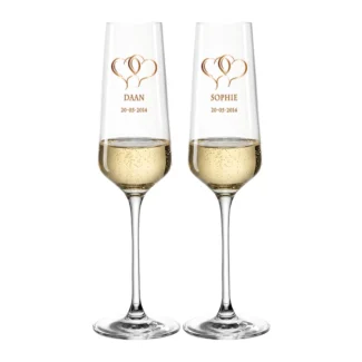 Champagneglazen koperen jubileum 12,5 jaar met hartendesign en gepersonaliseerde tekst